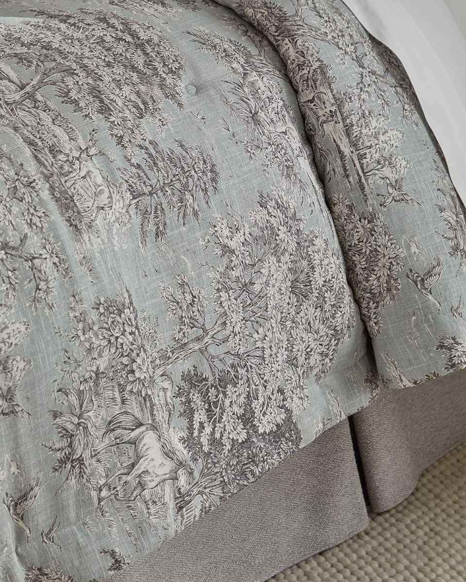 Yellowstone 3-Piece King Comforter Set